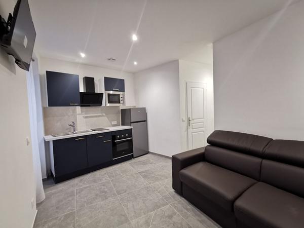 CENTRE VILLE / NEUF / TOTALEMENT EQUIPE