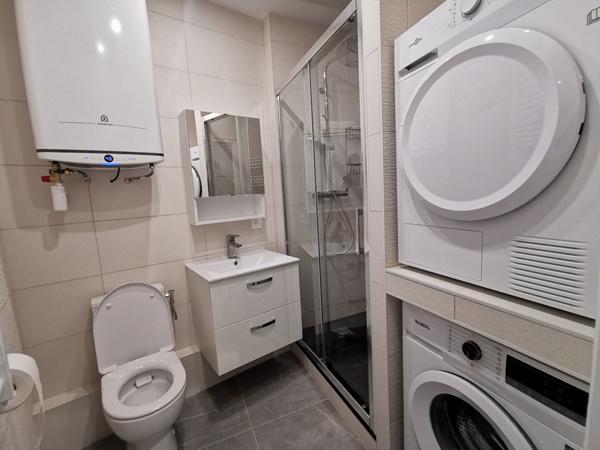 CENTRE VILLE / NEUF / TOTALEMENT EQUIPE