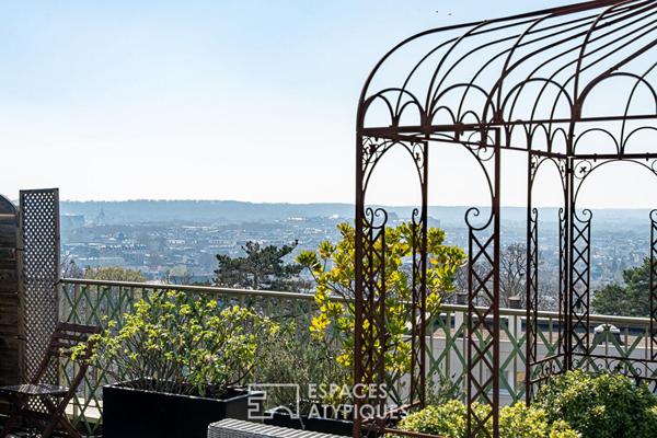 Appartement rénové en dernier étage avec toit terrasse de 85 m² à Versailles