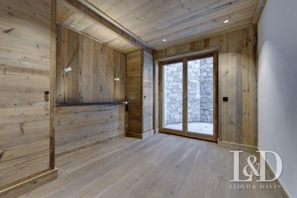 Appartement raffiné dans chalet intimiste, calme absolu à deux pas du centre