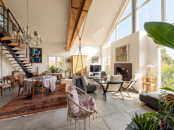 Maison d'architecte de 290m², 5 chambres et vie de plain pied. Résidence privée - Saint Caradec, Hennebont.