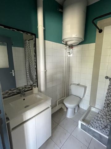Appartement à louer 580 € CC Pechbonnieu 2 p 40 m² DPE B
