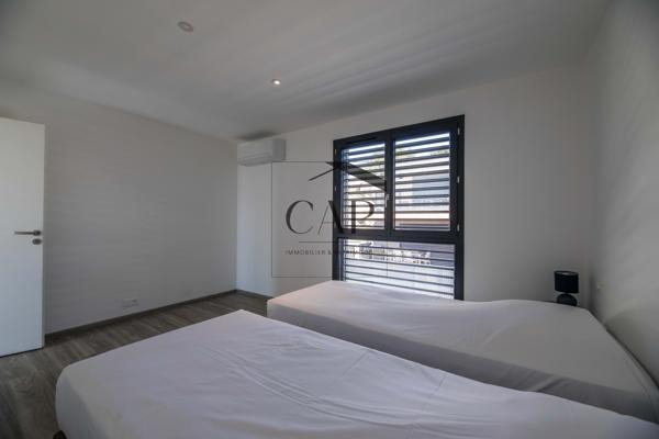 Lecci (20137) ACTE EN MAIN – Investissement VUE MER T4 Duplex avec Piscine Privative – Domaine 5***** à Lecci