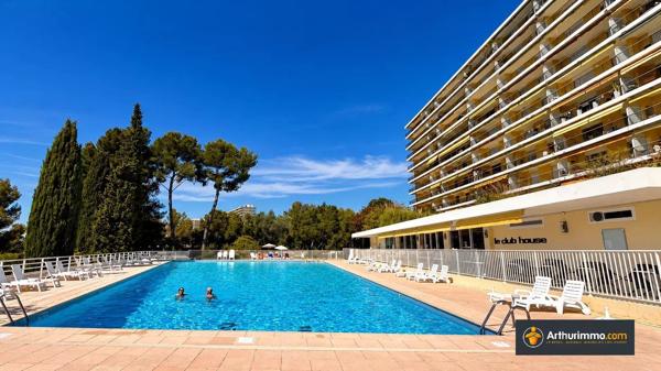 Vente                                                      Appartement
                        
                     3 pièces                      80 m2                     à Nice