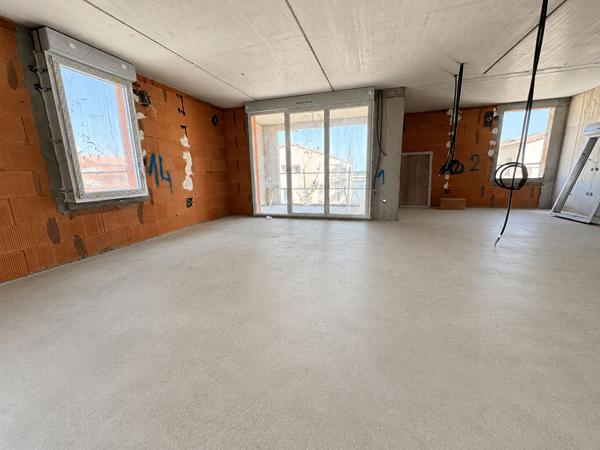 Appartement 3 pièces 65m² + Terrasse + Parking sous-sol ! BARRIERE DE PARIS