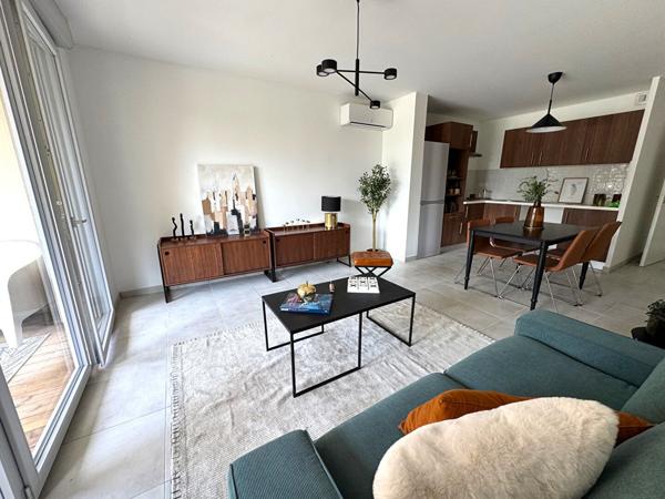 Appartement 3 pièces 65m² + Terrasse + Parking sous-sol ! BARRIERE DE PARIS