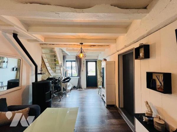 A VENDRE - GUERANDE - VILLAGE DE SAILLE - MAISON
Au c?ur du charmant village de Saillé, jolie ...