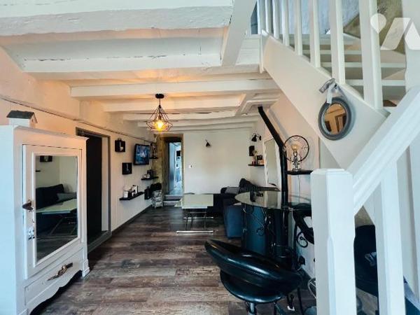 A VENDRE - GUERANDE - VILLAGE DE SAILLE - MAISON
Au c?ur du charmant village de Saillé, jolie ...