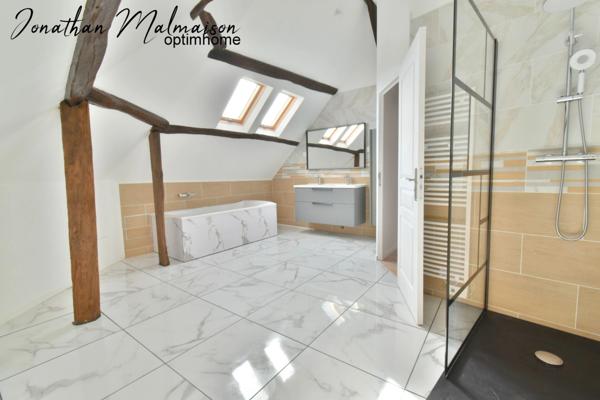 Propriété rénovée – Grand terrain arboré – Fort potentiel (gîtes / habitations supplémentaires)