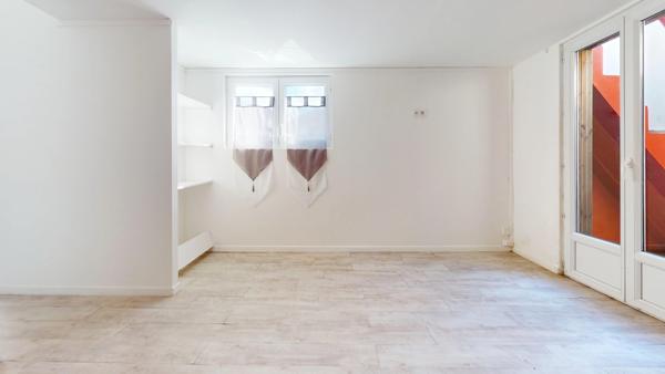 Maison de ville atypique avec extérieur proche centre-ville