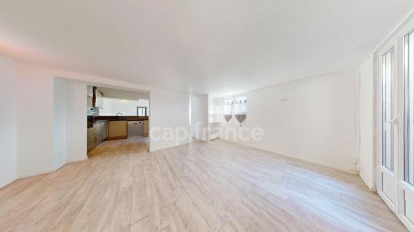 Maison de ville atypique avec extérieur proche centre-ville