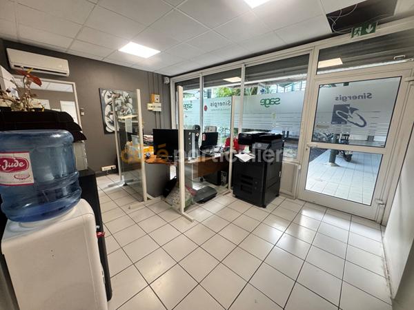 Vente Local d'activité39,71 m² - BAIE MAHAULT (97122)