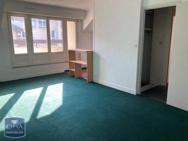 Appartement à louer 2 pièces 44.47m² Alençon (61000)