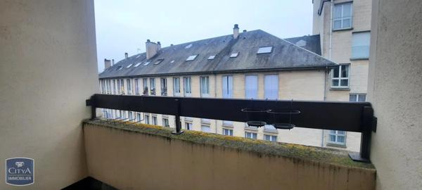 Appartement à louer 2 pièces 44.47m² Alençon (61000)