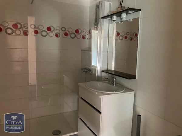 Appartement à louer 2 pièces 44.47m² Alençon (61000)