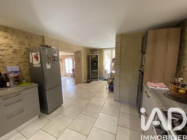 Maison à vendre 7 pièces 238 m² Courthézon