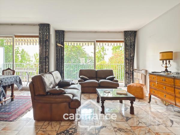 Appartement 2-3 pièces avec balcon à 400m du métro