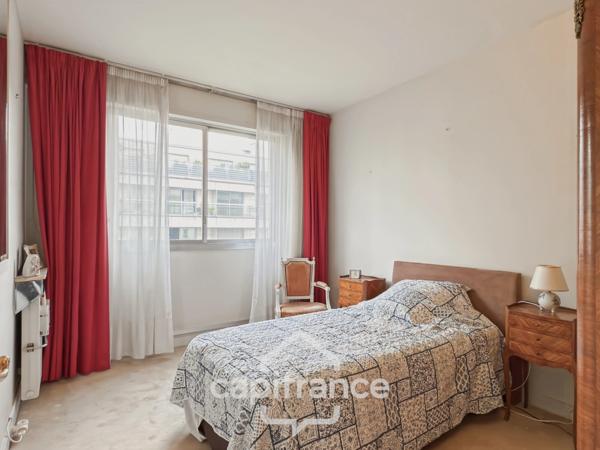 Appartement 2-3 pièces avec balcon à 400m du métro