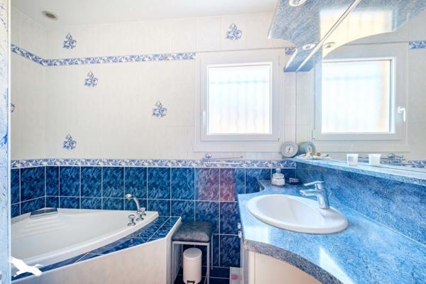 Maison à vendre |  Chassieu |  4 pièces | 95 m²