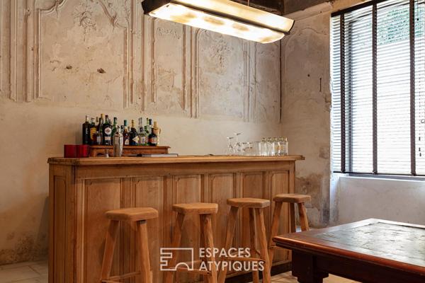 Hôtel Particulier du XVIIe revisité, en coeur de village