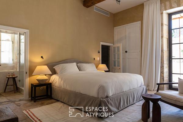 Hôtel Particulier du XVIIe revisité, en coeur de village
