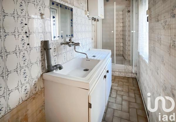 Appartement 3 pièces de 29 m² à Pont-Saint-Esprit (30130)