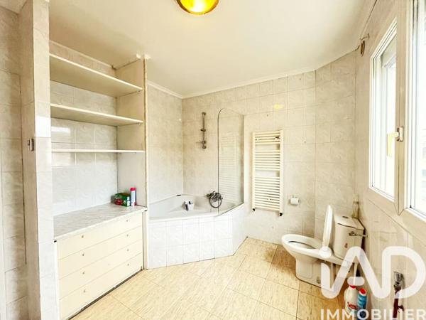 Maison à vendre 5 pièces 145 m² Saint-Denis