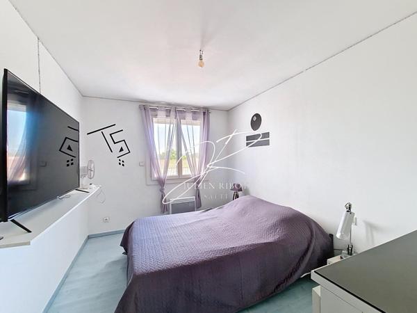 Maison T6 5 chambres 138 m², grand garage, piscine