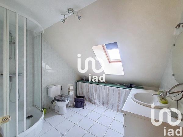 Maison de ville 5 pièces de 89 m² à Mehun-sur-Yèvre (18500)