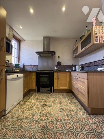 PROPRIETE DE CARACTERE AUX PORTES DE NERAC