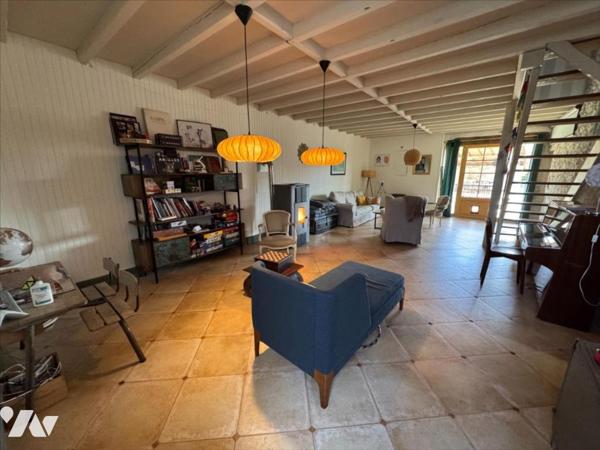 PROPRIETE DE CARACTERE AUX PORTES DE NERAC