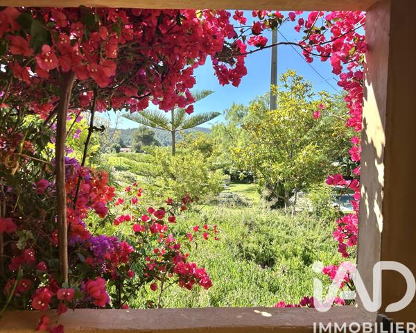 Maison à vendre 15 pièces 380 m² Saint-Cyr-sur-Mer