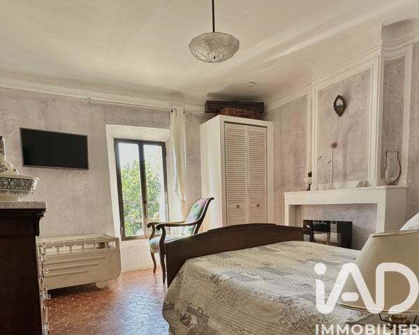 Maison à vendre 15 pièces 380 m² Saint-Cyr-sur-Mer