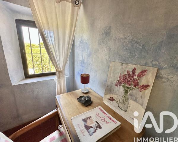 Maison à vendre 15 pièces 380 m² Saint-Cyr-sur-Mer