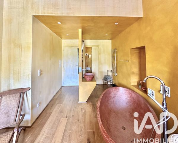 Maison à vendre 15 pièces 380 m² Saint-Cyr-sur-Mer