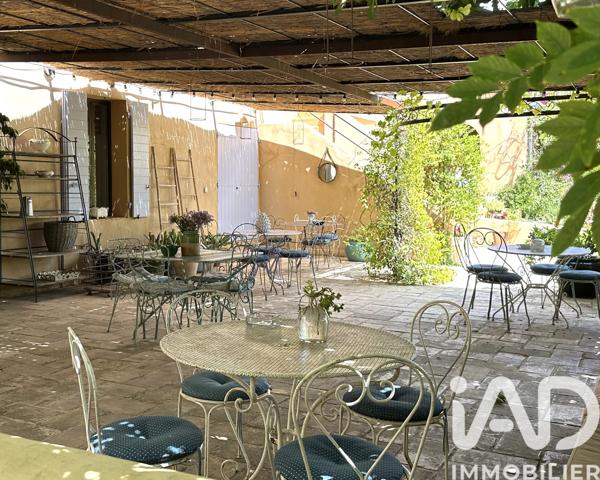 Maison à vendre 15 pièces 380 m² Saint-Cyr-sur-Mer