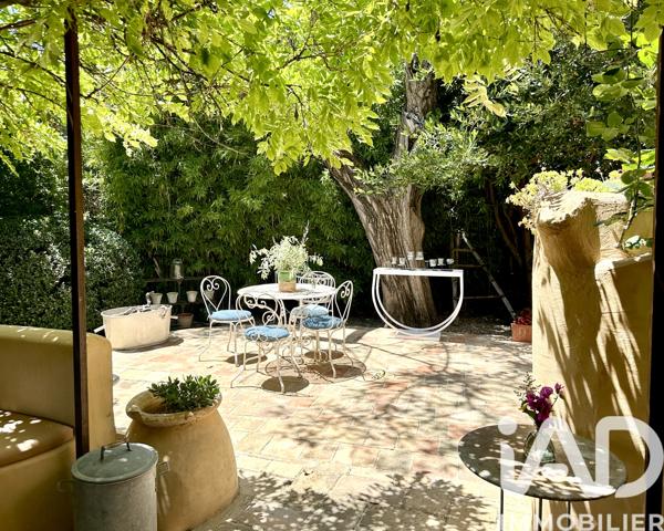 Maison à vendre 15 pièces 380 m² Saint-Cyr-sur-Mer