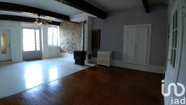Immeuble à vendre 600 m² Orgelet