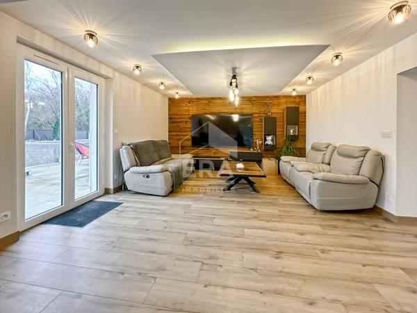 Maison familiale à Janville-sur-Juine  198 m² sur terrain de plus de 3000 m²