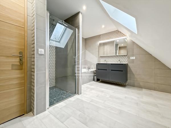 Maison familiale à Janville-sur-Juine  198 m² sur terrain de plus de 3000 m²