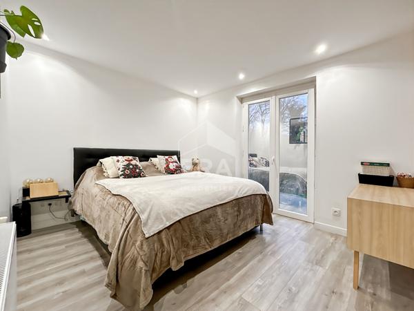 Maison familiale à Janville-sur-Juine  198 m² sur terrain de plus de 3000 m²