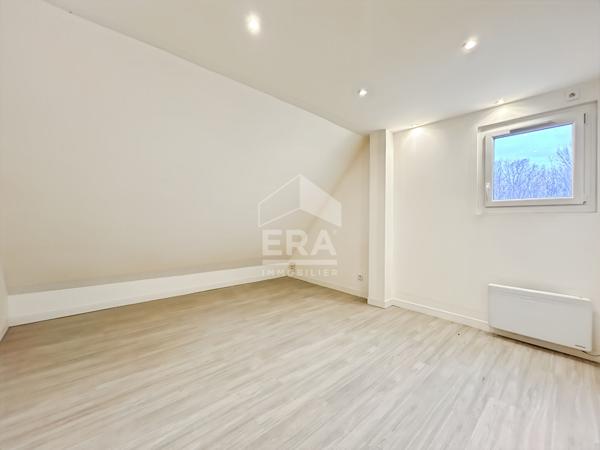 Maison familiale à Janville-sur-Juine  198 m² sur terrain de plus de 3000 m²