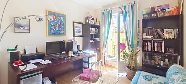 Doubles habitation de 105m² et 100m² + gîte 44m² et garage 97m² sur 545m² de terrain