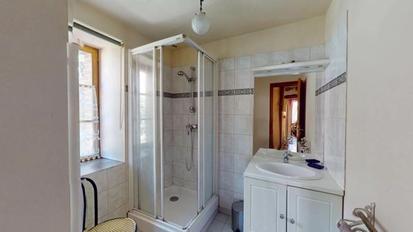 Location                                                      Maison
                        
                     3 pièces                      75 m2                     à Landelles