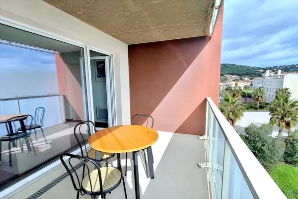 Appartement Sete 2 pièce(s) 44.80 m2 + parking