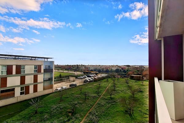 Appartement Sete 2 pièce(s) 44.80 m2 + parking