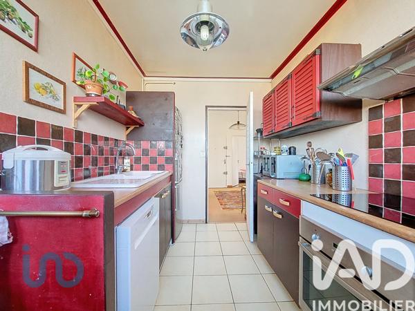 Appartement à vendre 4 pièces 74 m² Lagny-sur-Marne