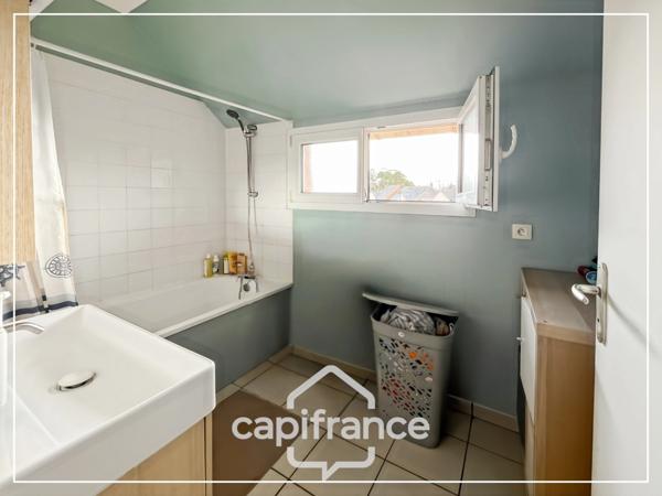 MAISON FAMILIALE 4 CH - SANS VIS A VIS - 367 M² DE TERRAIN EXPOSE PLEIN SUD