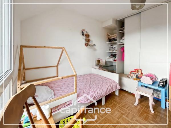 MAISON FAMILIALE 4 CH - SANS VIS A VIS - 367 M² DE TERRAIN EXPOSE PLEIN SUD