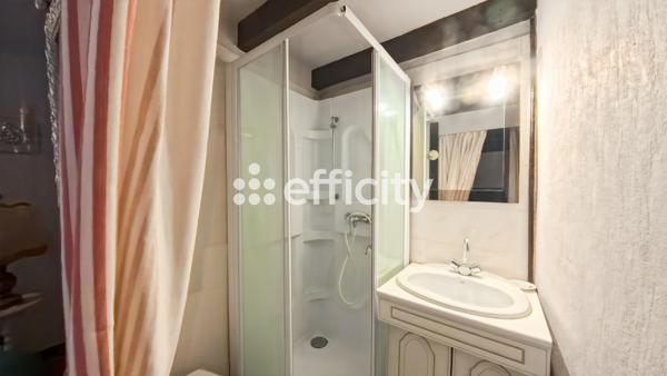 Maison
         8 pièces
        - 265 m² 399 000 € *
